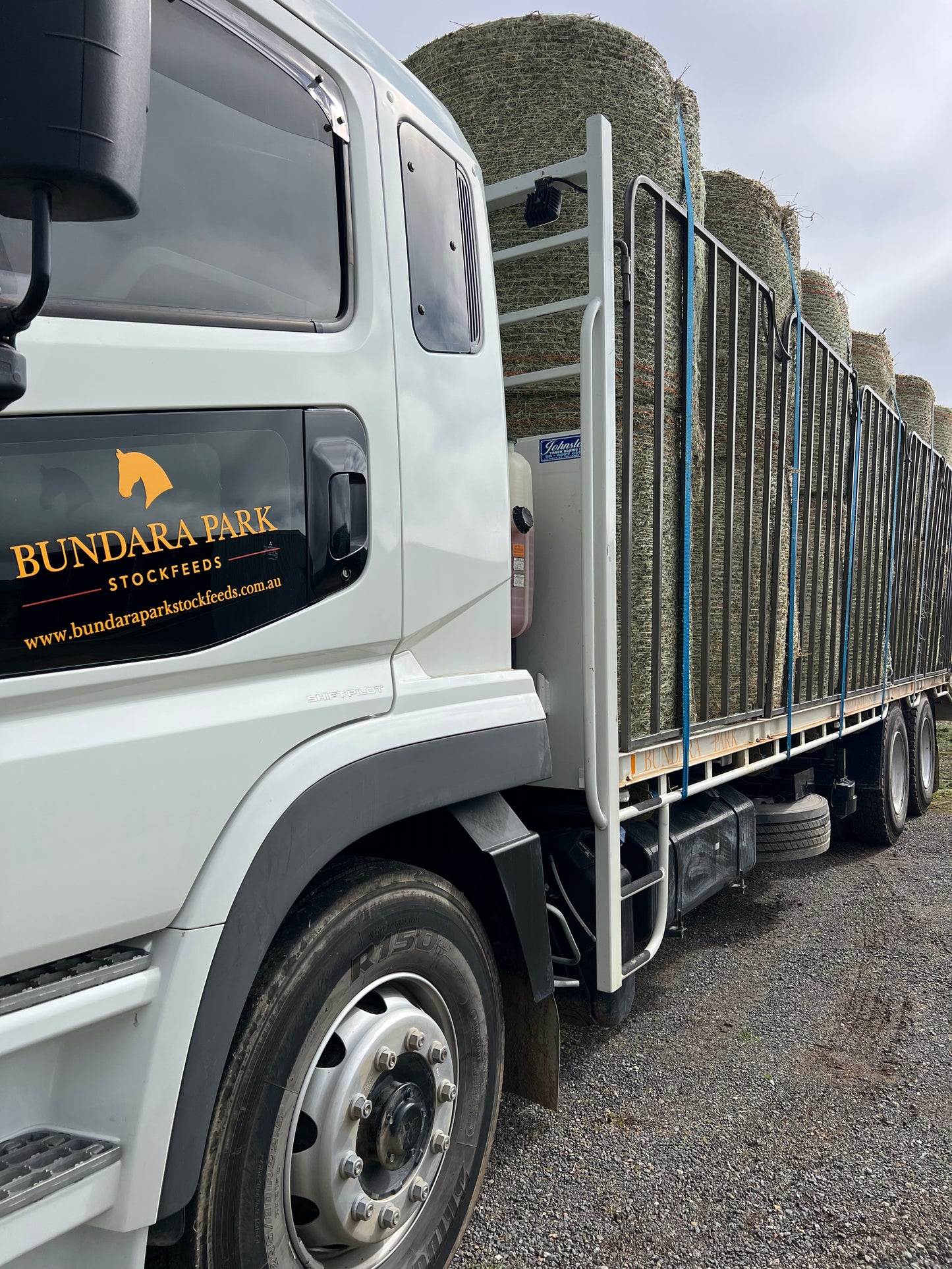 4x4 Lucerne Round Bale